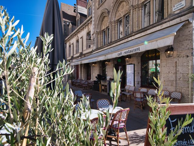 Le Café Serpente 
